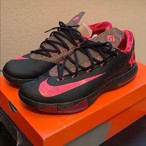 Nike KD 6 meteorite worn once